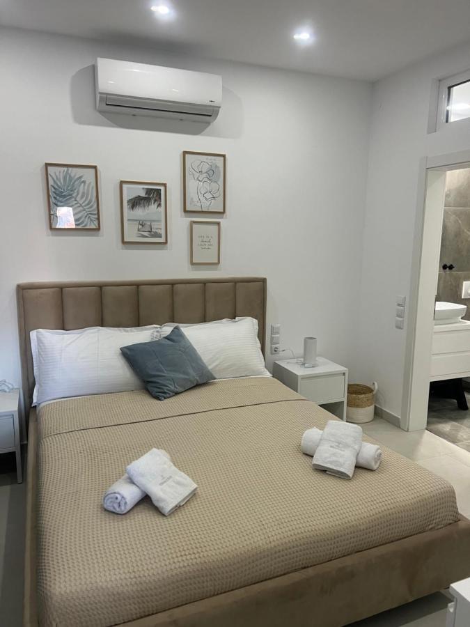 Apartment Artemis Himare Esterno foto