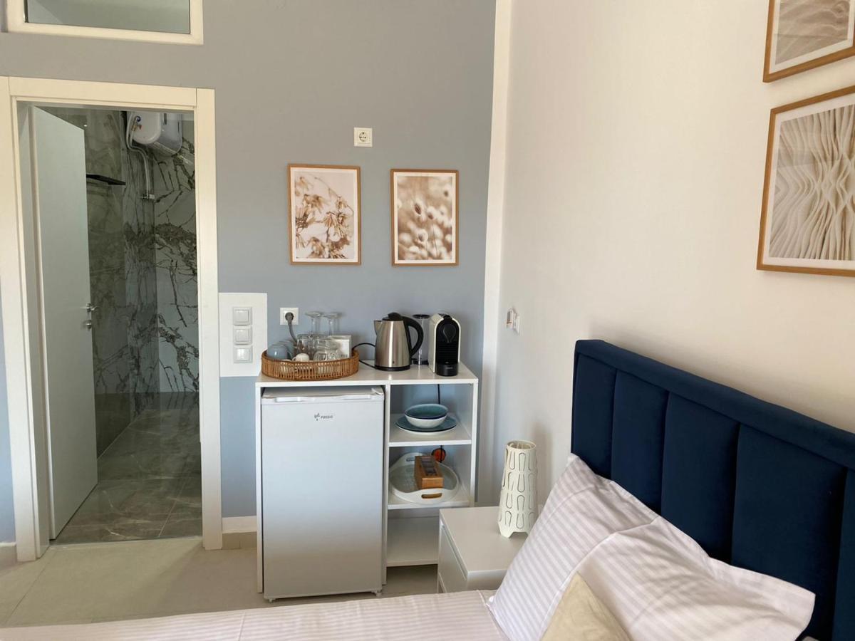 Apartment Artemis Himare Esterno foto