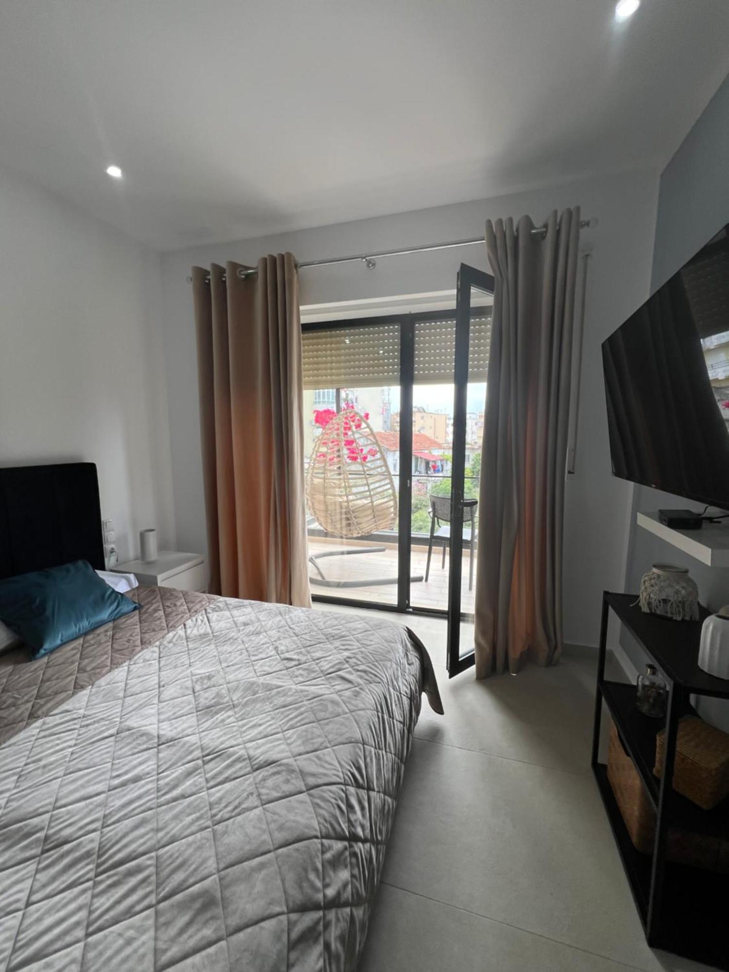 Apartment Artemis Himare Esterno foto